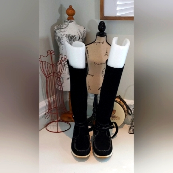 Modern Vice Made in Italy Black Suede Pull On Boot Like New - Picture 1 of 9